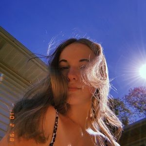 Meet your Posher, Alaina